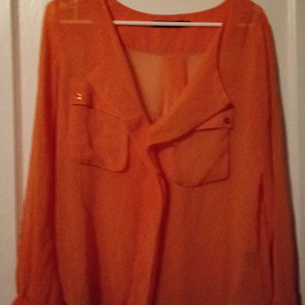 A Gorgeous orange blouse that very comfortable sty